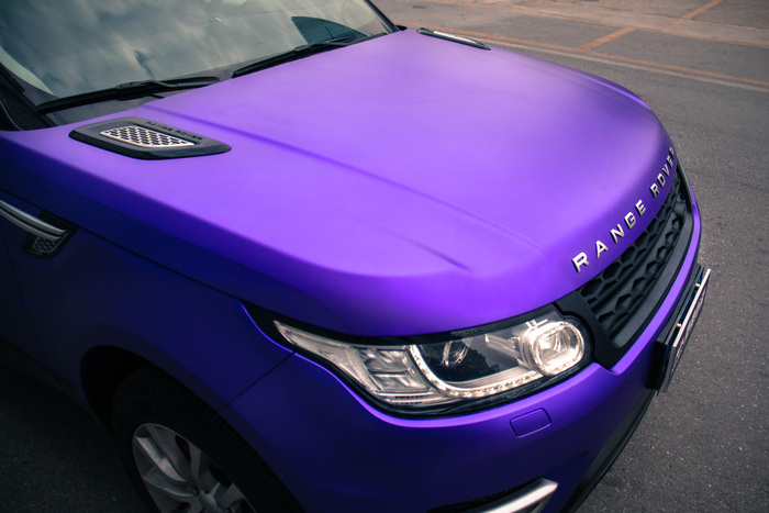 路虎紫色图片,路虎车身改色紫色,路虎揽运运动版车身改色紫色